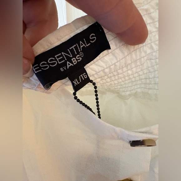 Essentials by ABS NWT linen blend tank big button tie back XL ivory smocked - Picture 2 of 9